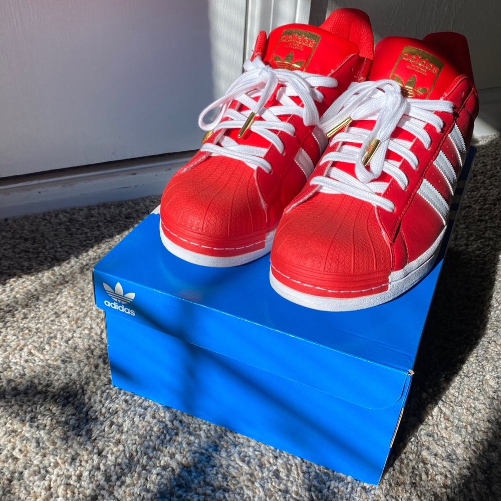 Adidas Superstars